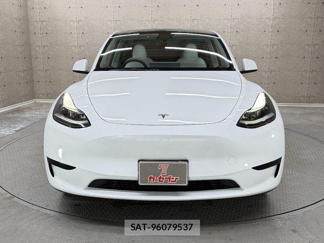 Tesla MODEL Y 2023-08 8746360-6