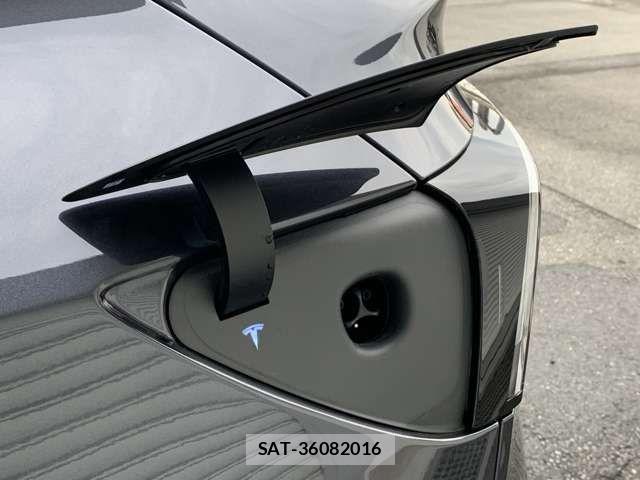 Tesla MODEL Y 2026-06 8746356-13