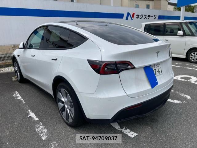 Tesla MODEL Y 2022-11 8746361-1