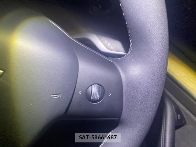 Tesla MODEL Y 2023-06 8746358-11