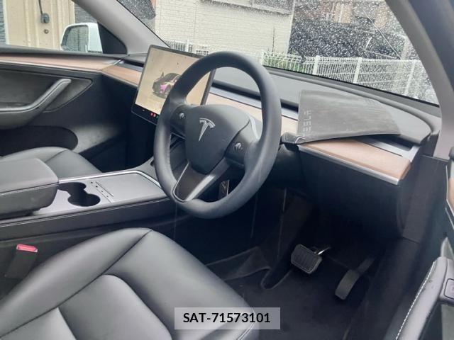 Tesla MODEL Y 2024-03 8746359-11