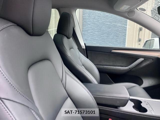 Tesla MODEL Y 2024-03 8746359-12
