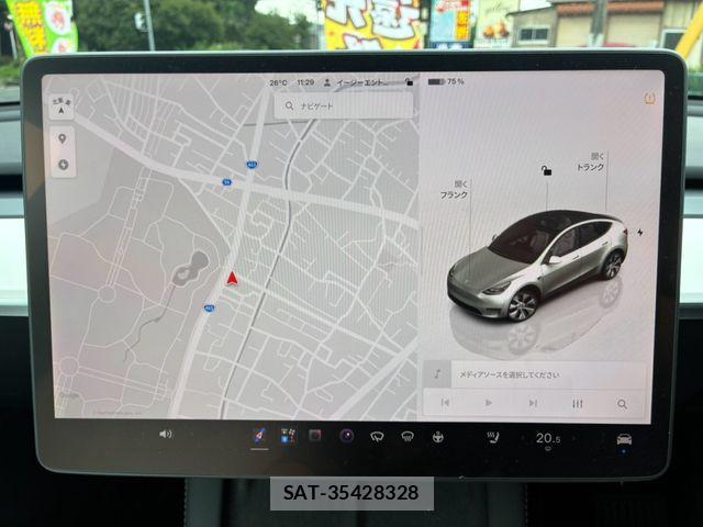 Tesla MODEL Y 2023-02 8782366-10