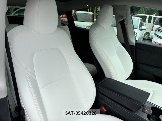 Tesla MODEL Y 2023-02 8782366-5