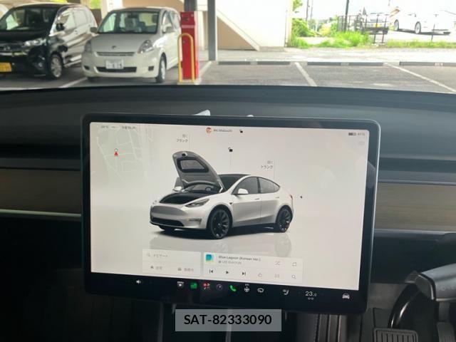 Tesla MODEL Y 2023-02 8832086-12