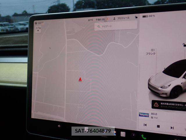 Tesla MODEL Y 2022-11 8872269-14