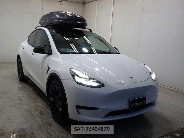 Tesla MODEL Y 2022-11 8872269-3