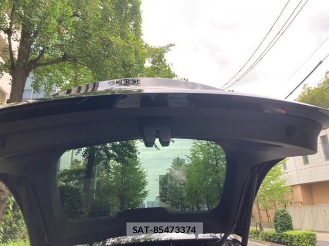 Tesla MODEL Y 2022-09 8872268-8