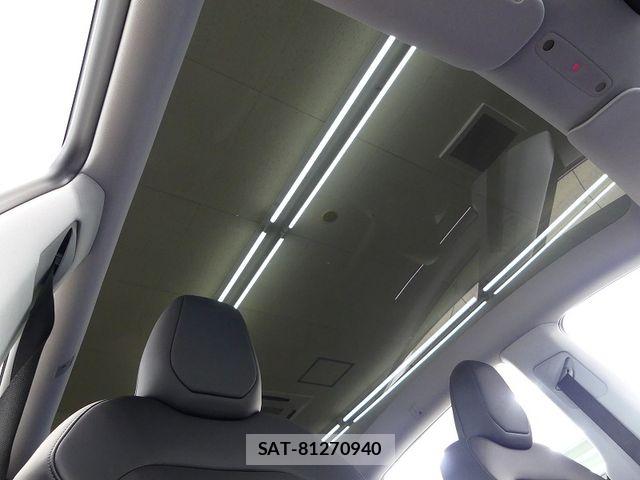 Tesla MODEL Y 2025-12 8882621-13