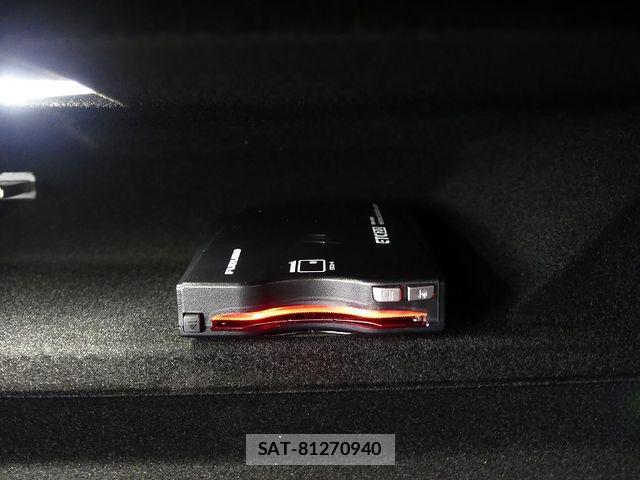 Tesla MODEL Y 2025-12 8882621-19