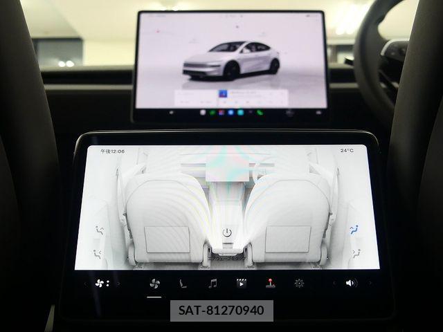Tesla MODEL Y 2025-12 8882621-3
