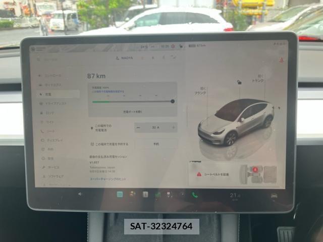 Tesla MODEL Y 2023-10 8882622-22