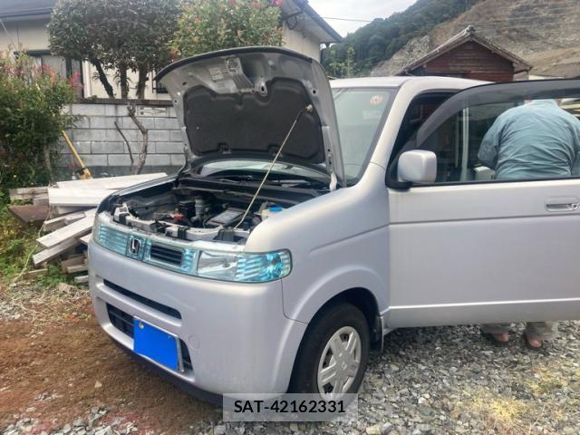 Honda THATS 2002-11 1422631-0