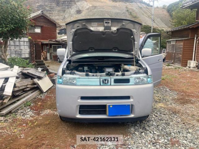 Honda THATS 2002-11 1422631-4