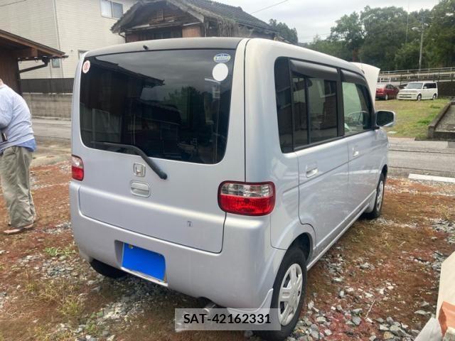 Honda THATS 2002-11 1422631-5