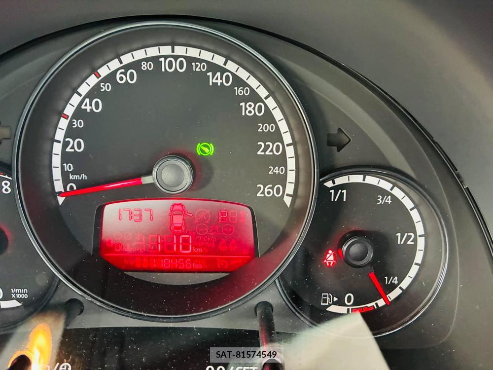 VolksWagen THE BEETLE 2013-05 7491386-12
