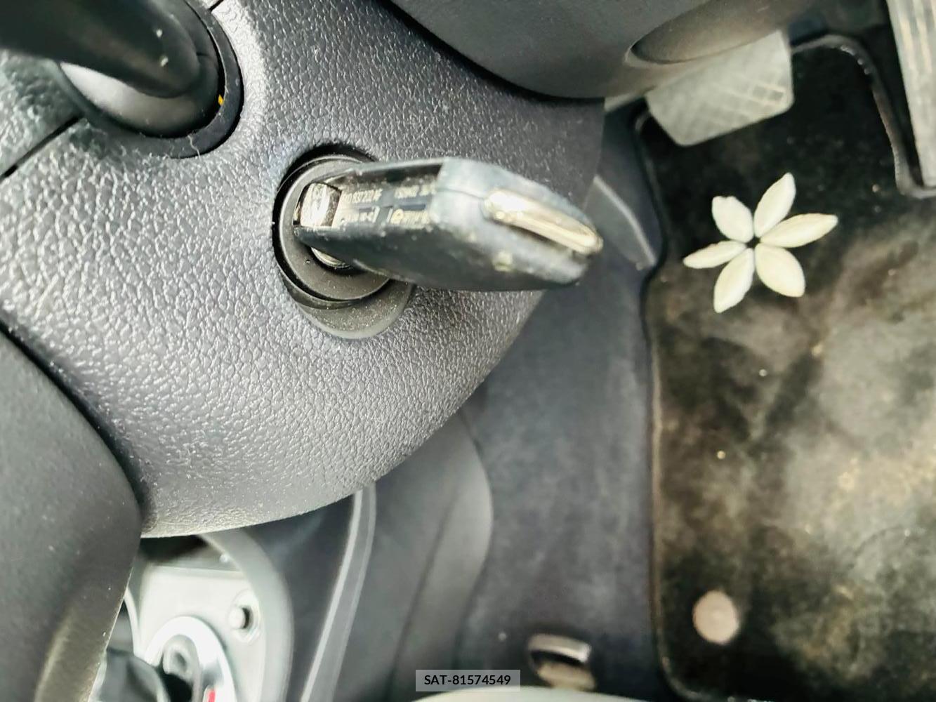 VolksWagen THE BEETLE 2013-05 7491386-13