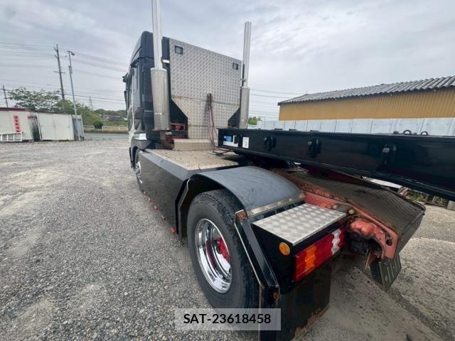 Mitsubishi GREAT 2002-01 8832087-11
