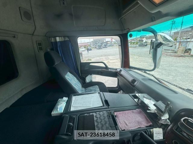 Mitsubishi GREAT 2002-01 8832087-27