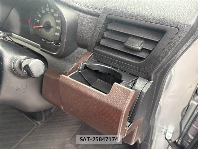 Daihatsu THOR 2017-11 7330678-25