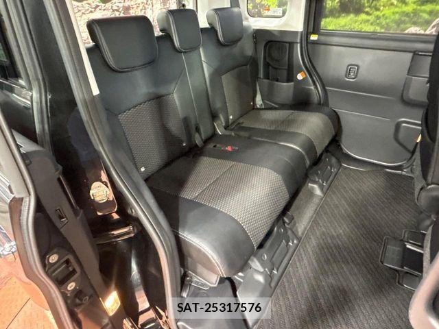 Daihatsu THOR 2022-10 8102302-8