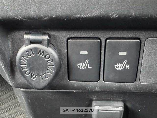 Daihatsu THOR 2021-04 8210683-22