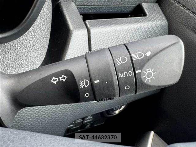 Daihatsu THOR 2021-04 8210683-23