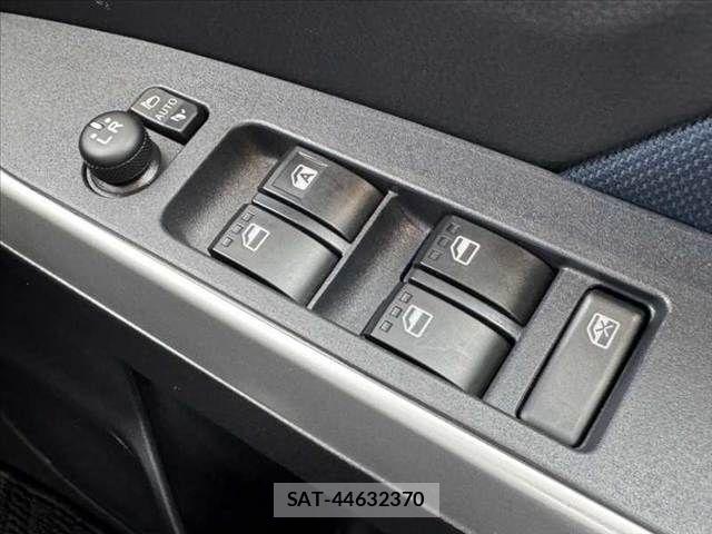Daihatsu THOR 2021-04 8210683-25