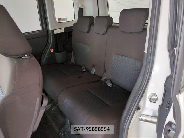 Daihatsu THOR 2022-01 8317661-4