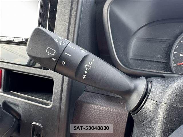 Daihatsu THOR 2018-07 8563820-28