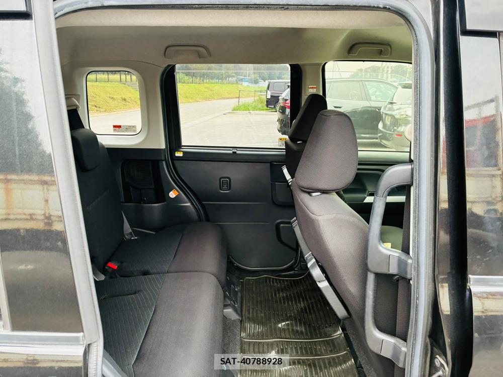 Daihatsu THOR 2019-07 8422061-8