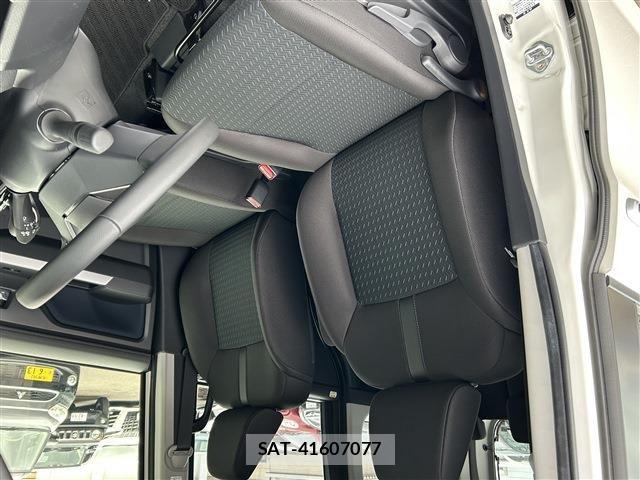 Daihatsu THOR 2025-01 8882630-27