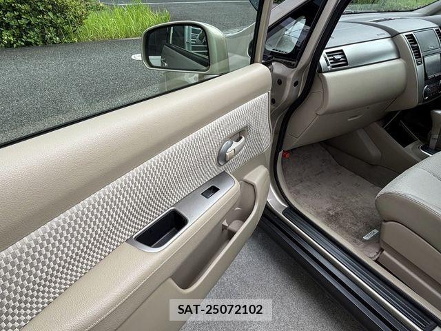 Nissan TIIDA 2012-03 1044061-24