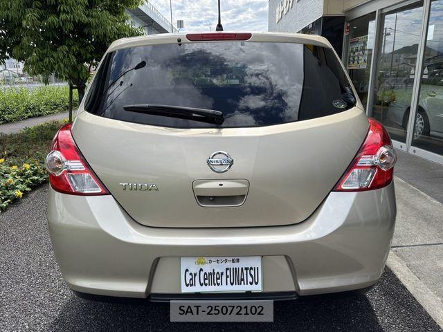 Nissan TIIDA 2012-03 1044061-5