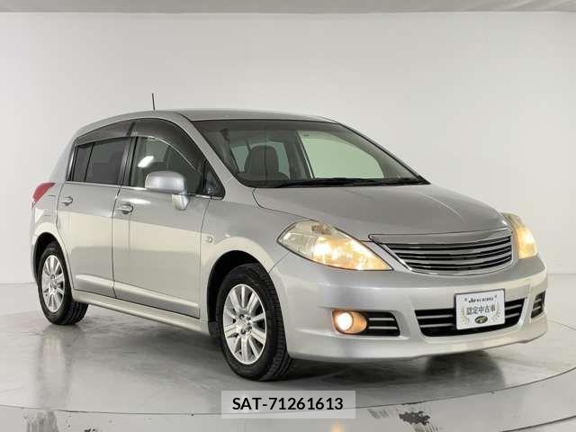 Nissan TIIDA 2012-03 3389691-11