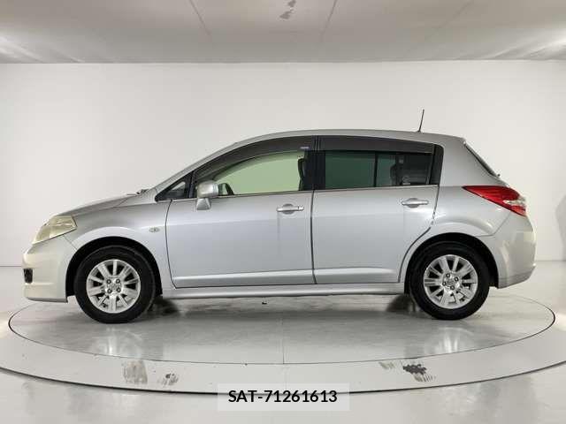 Nissan TIIDA 2012-03 3389691-6
