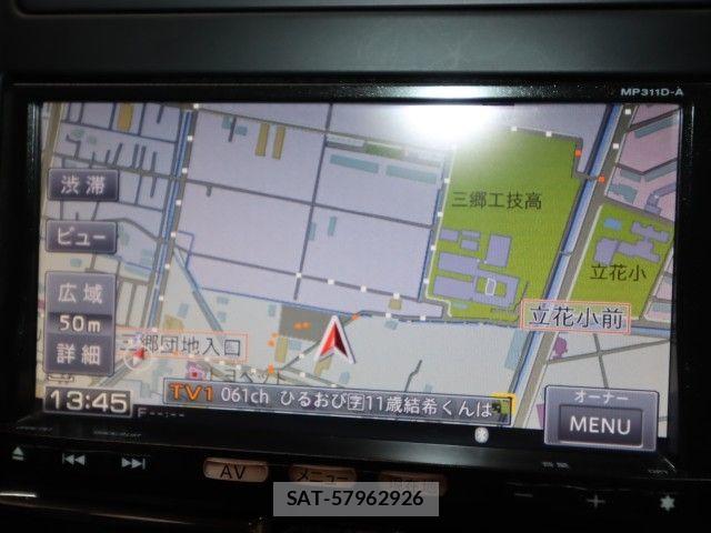 Nissan TIIDA 2012-03 6504198-13