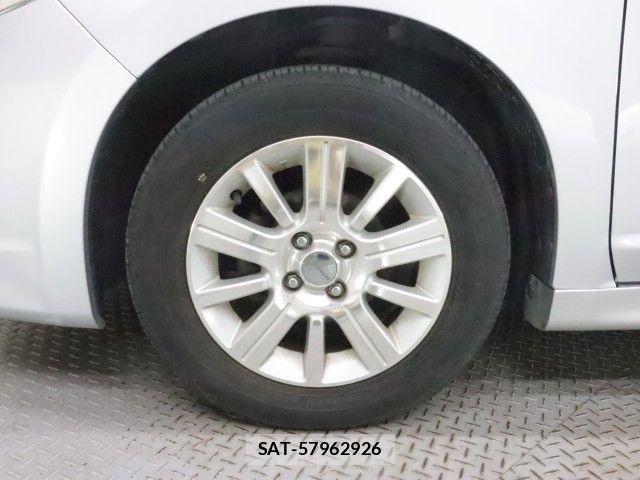 Nissan TIIDA 2012-03 6504198-26