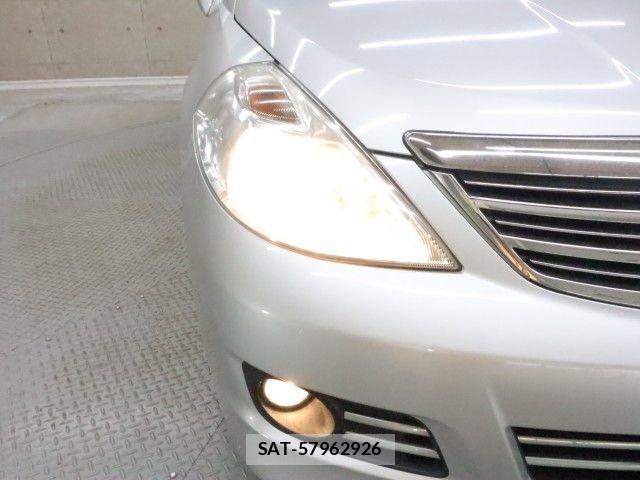 Nissan TIIDA 2012-03 6504198-27
