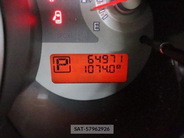 Nissan TIIDA 2012-03 6504198-28
