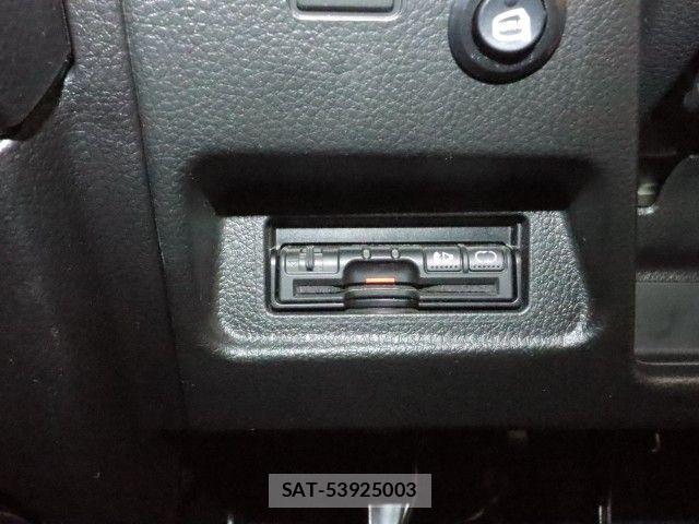 Nissan TIIDA 2012-03 6615263-17