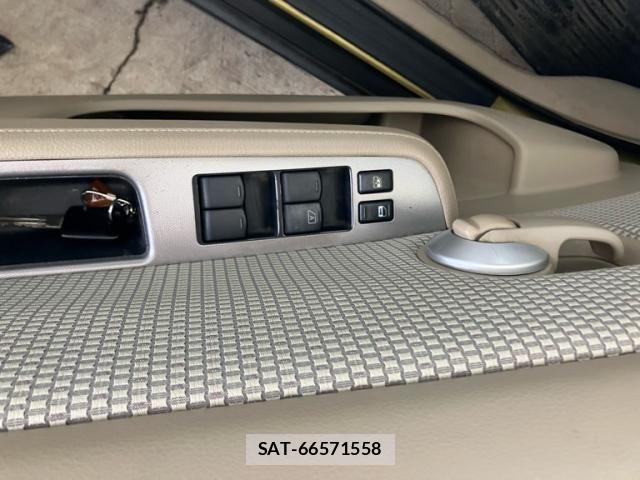 Nissan TIIDA 2006-03 7226159-9