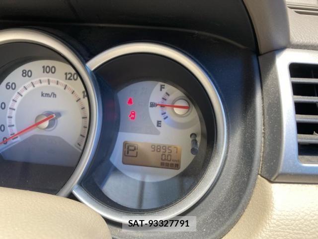 Nissan TIIDA 2010-03 7252596-12