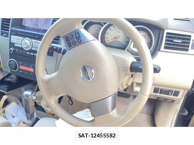 Nissan TIIDA 2009-09 7252599-10