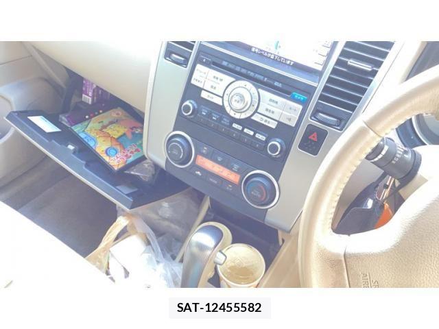 Nissan TIIDA 2009-09 7252599-13