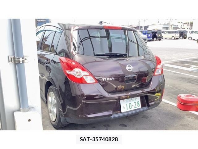 Nissan TIIDA 2011-07 7252597-1