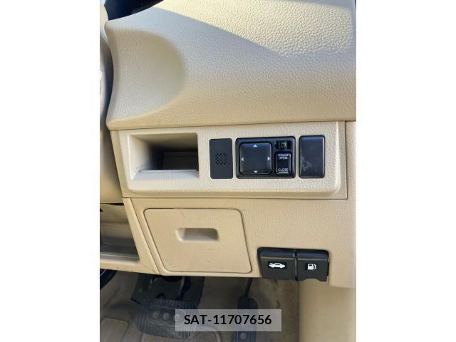 Nissan TIIDA 2005-07 7330679-10