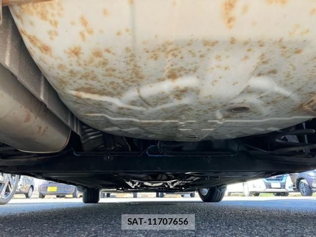 Nissan TIIDA 2005-07 7330679-13