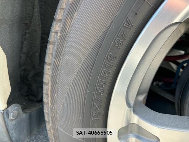 Nissan TIIDA 2009-11 7330684-3