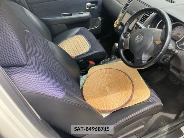 Nissan TIIDA 2010-01 7360182-7